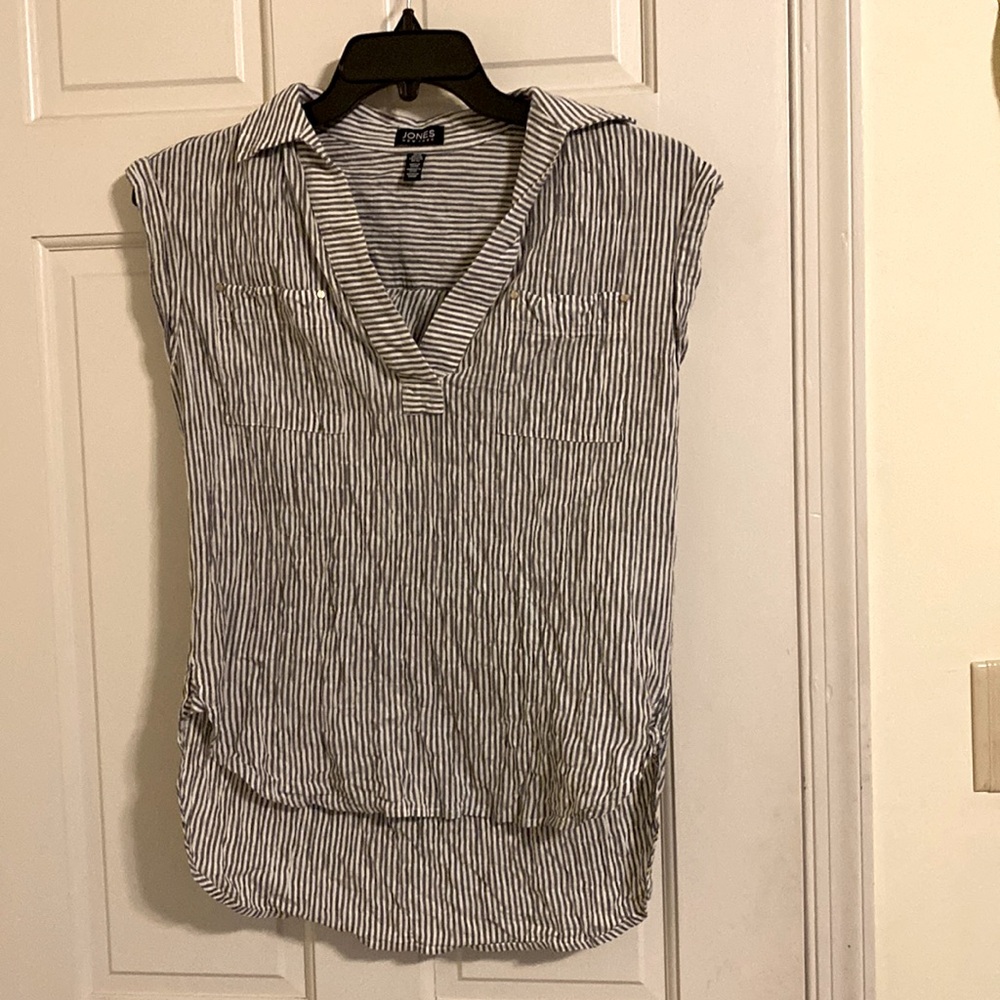 Casual summer blouse